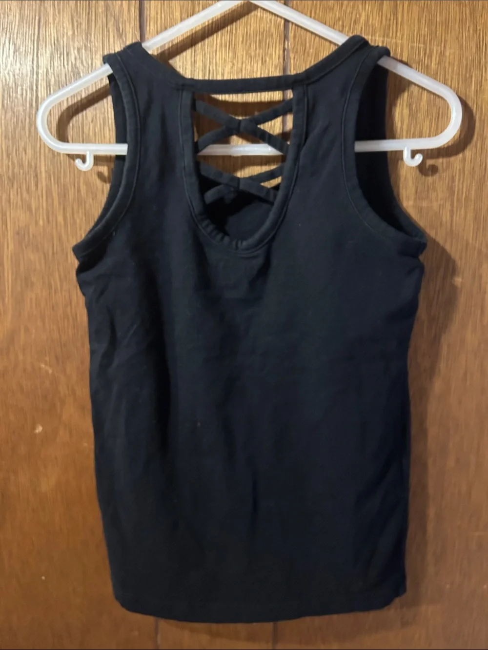 5/$20 Old Navy | Black Crisscross-Back Tank Top
